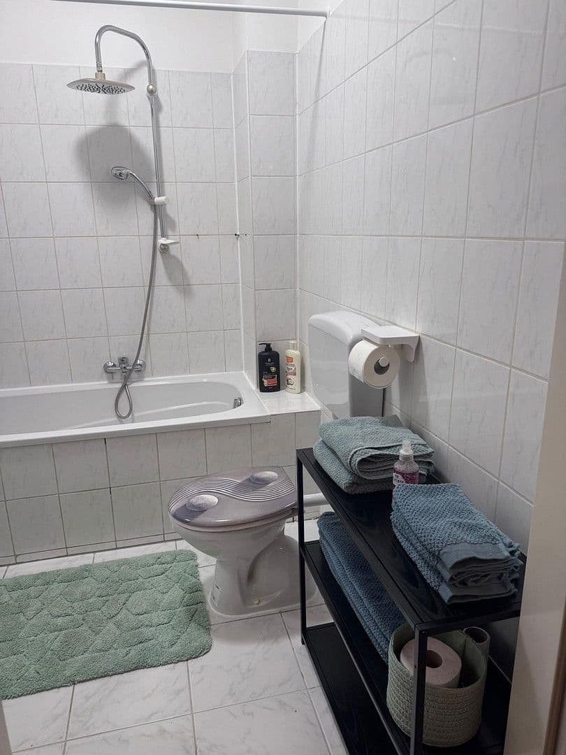 Prenájom bytu 3-izbový 70 m², Starhembergstraße 11, Linz, Horné Rakúsko Prenájom bytu 3-izbový 70 m², Starhembergstraße 11, Linz, Horné Rakúsko