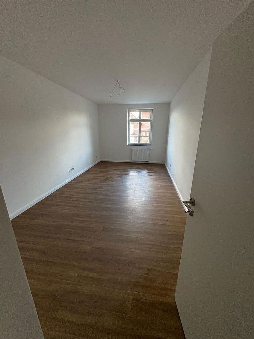 Prenájom bytu 4-izbový 104 m², Königstr. 92, Fürth, Bavorsko Prenájom bytu 4-izbový 104 m², Königstr. 92, Fürth, Bavorsko