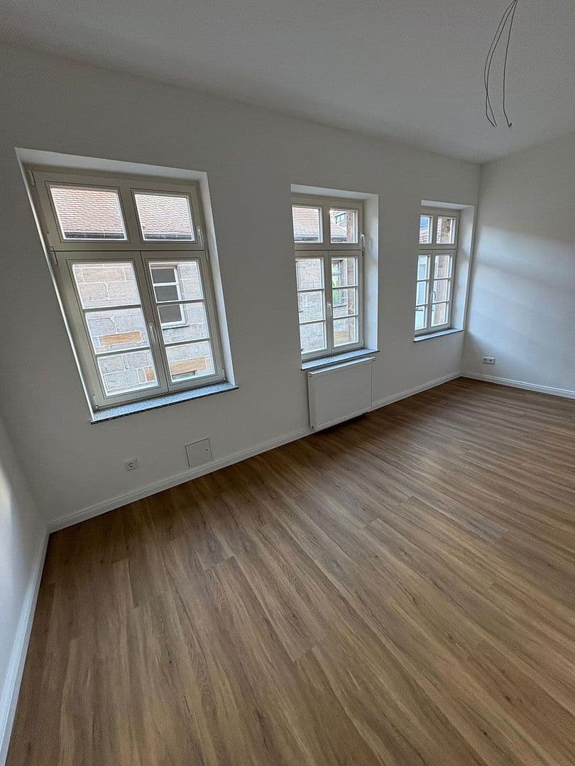 Prenájom bytu 4-izbový 104 m², Königstr. 92, Fürth, Bavorsko Prenájom bytu 4-izbový 104 m², Königstr. 92, Fürth, Bavorsko