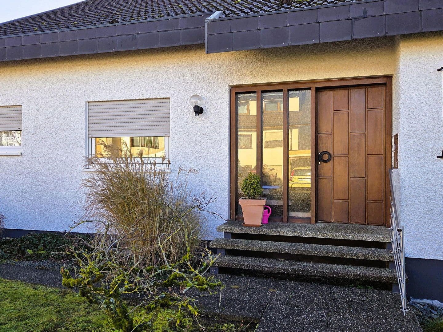 Predaj domu 209 m², pozemek 877 m², Böbingen an der Rems, Bádensko-Wurttembersko Predaj domu 209 m², pozemek 877 m², Böbingen an der Rems, Bádensko-Wurttembersko