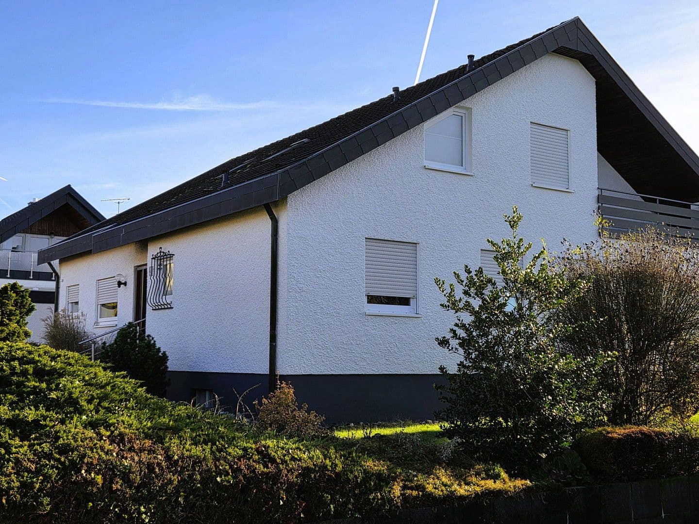 Predaj domu 209 m², pozemek 877 m², Böbingen an der Rems, Bádensko-Wurttembersko Predaj domu 209 m², pozemek 877 m², Böbingen an der Rems, Bádensko-Wurttembersko