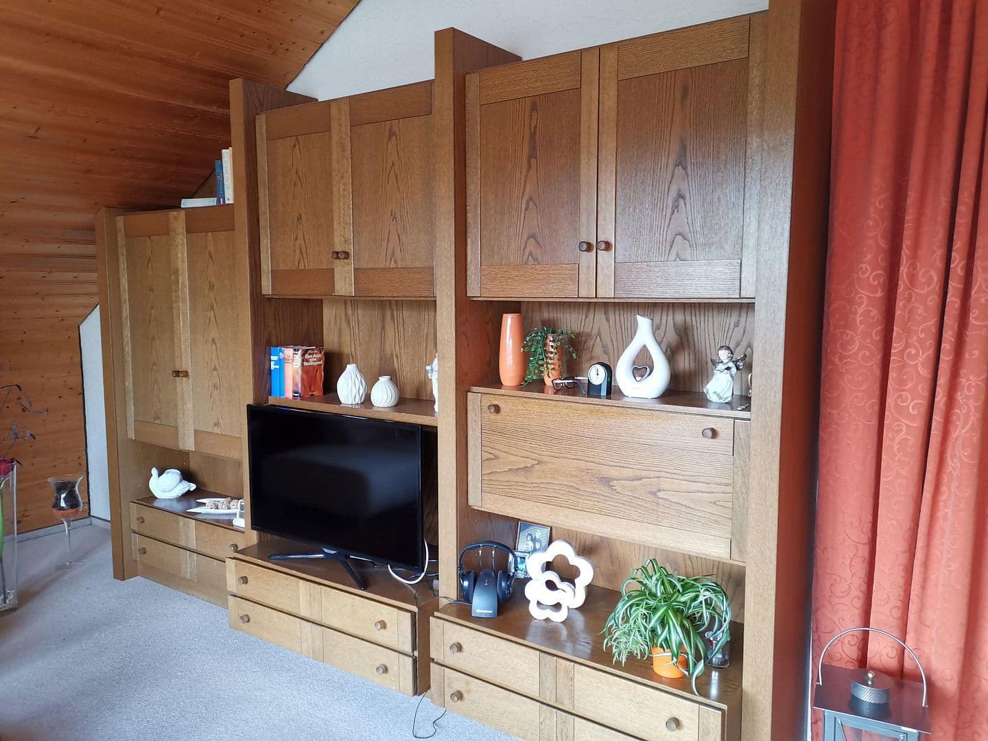 Predaj domu 209 m², pozemek 877 m², Böbingen an der Rems, Bádensko-Wurttembersko Predaj domu 209 m², pozemek 877 m², Böbingen an der Rems, Bádensko-Wurttembersko