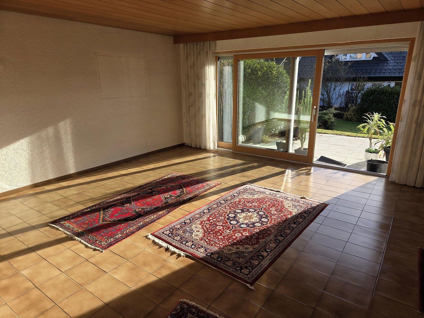 Predaj domu 209 m², pozemek 877 m², Böbingen an der Rems, Bádensko-Wurttembersko Predaj domu 209 m², pozemek 877 m², Böbingen an der Rems, Bádensko-Wurttembersko