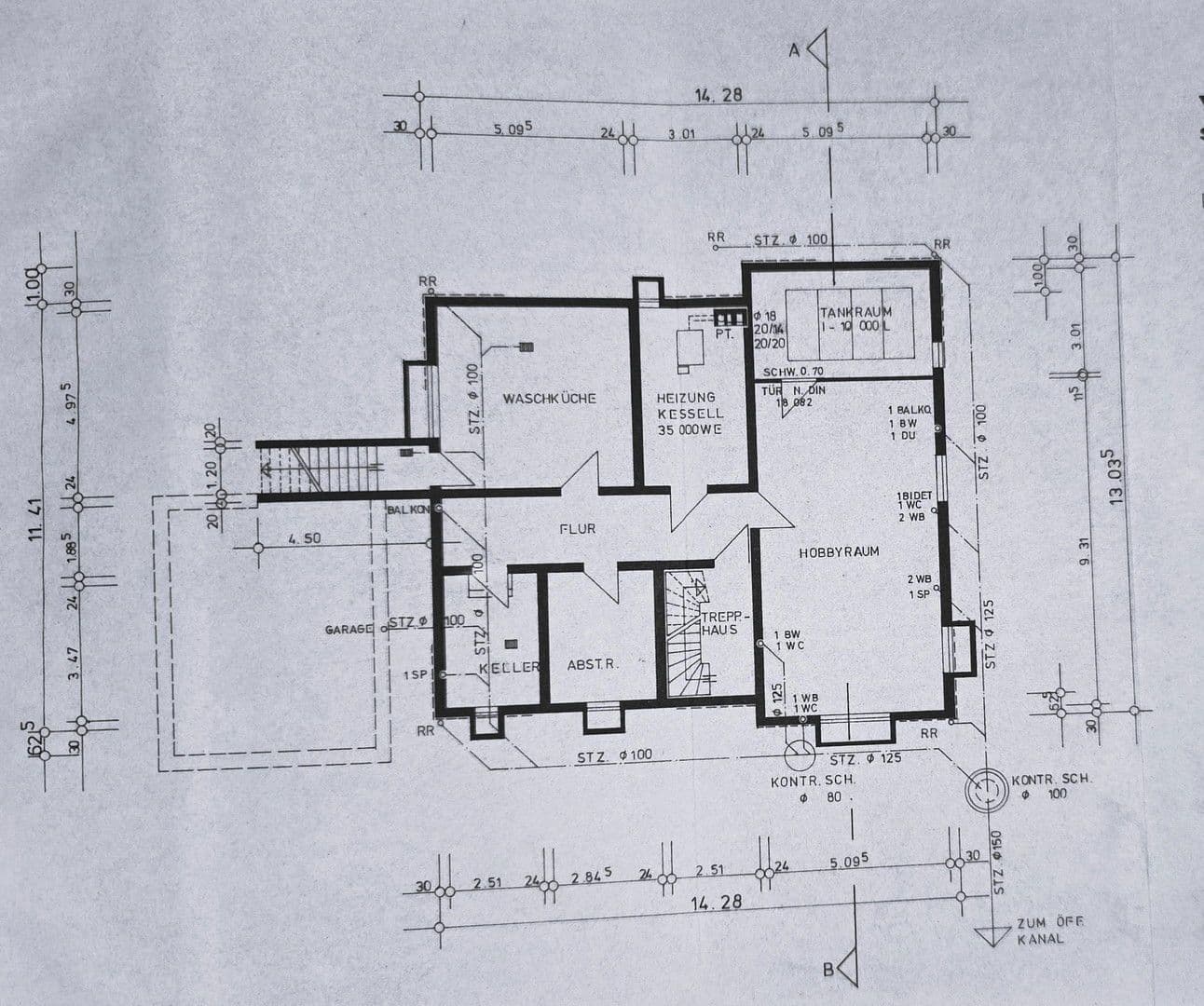 Predaj domu 209 m², pozemek 877 m², Böbingen an der Rems, Bádensko-Wurttembersko Predaj domu 209 m², pozemek 877 m², Böbingen an der Rems, Bádensko-Wurttembersko