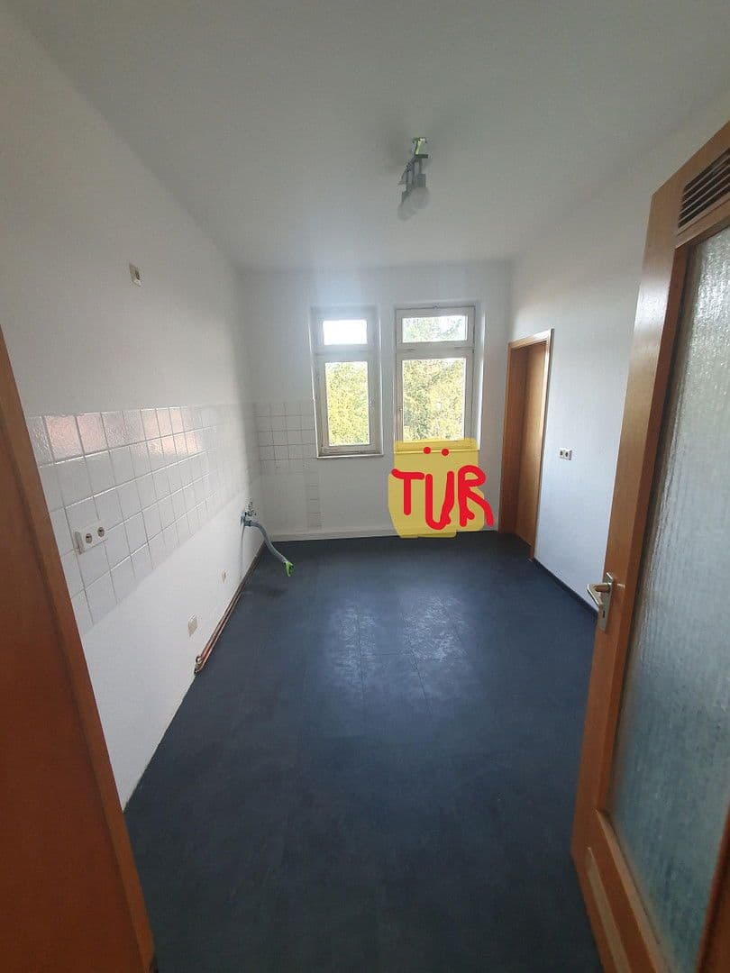 Prenájom bytu 3-izbový 80 m², Hindenburgstraße 85, Mühlacker, Bádensko-Wurttembersko Prenájom bytu 3-izbový 80 m², Hindenburgstraße 85, Mühlacker, Bádensko-Wurttembersko