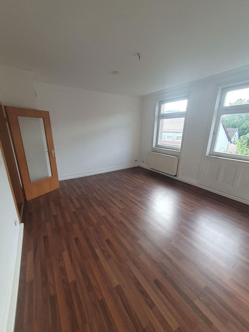 Prenájom bytu 3-izbový 80 m², Hindenburgstraße 85, Mühlacker, Bádensko-Wurttembersko Prenájom bytu 3-izbový 80 m², Hindenburgstraße 85, Mühlacker, Bádensko-Wurttembersko