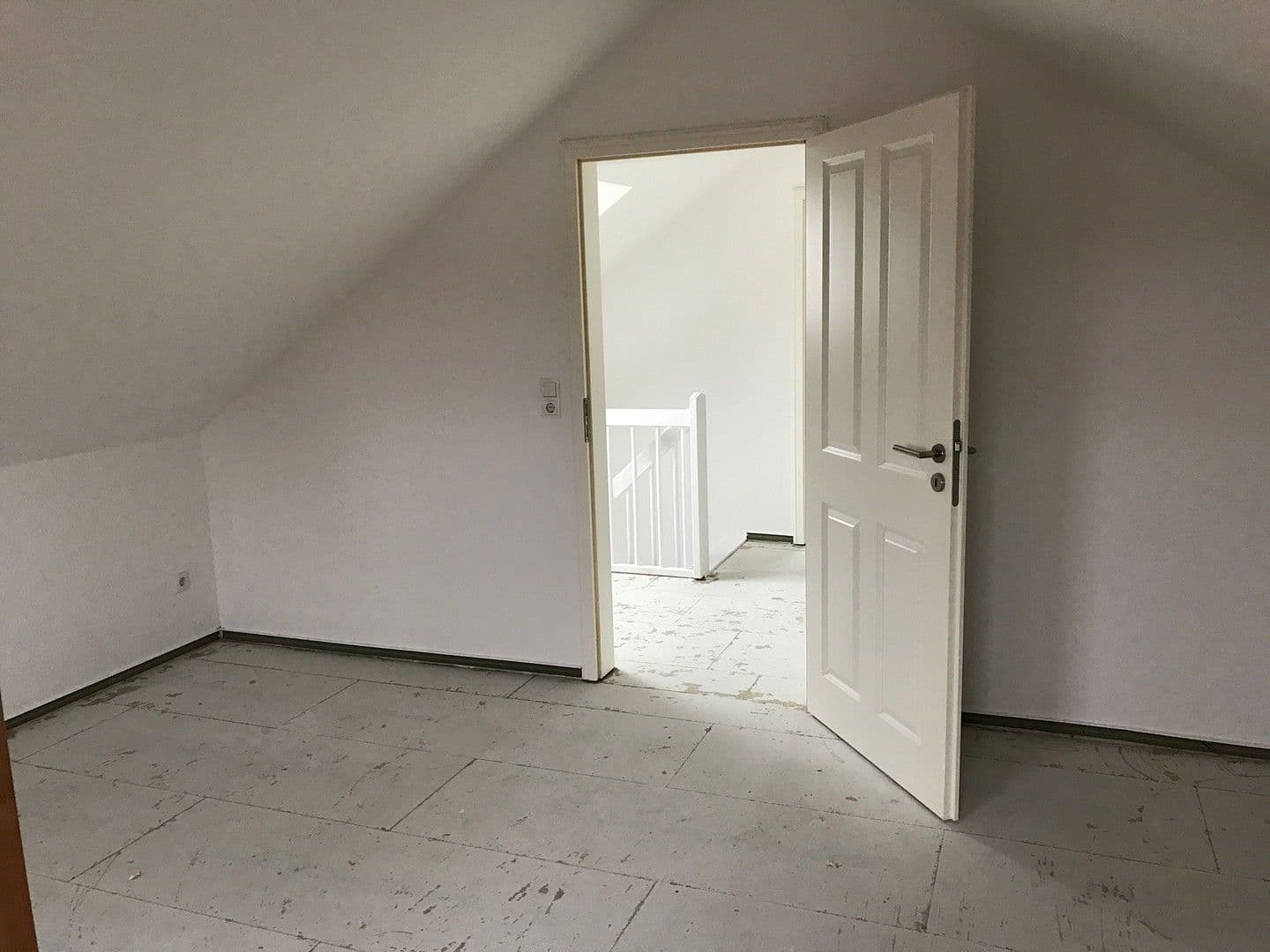 Prenájom bytu 3-izbový 113 m², Buchholz in der Nordheide, Dolné Sasko Prenájom bytu 3-izbový 113 m², Buchholz in der Nordheide, Dolné Sasko