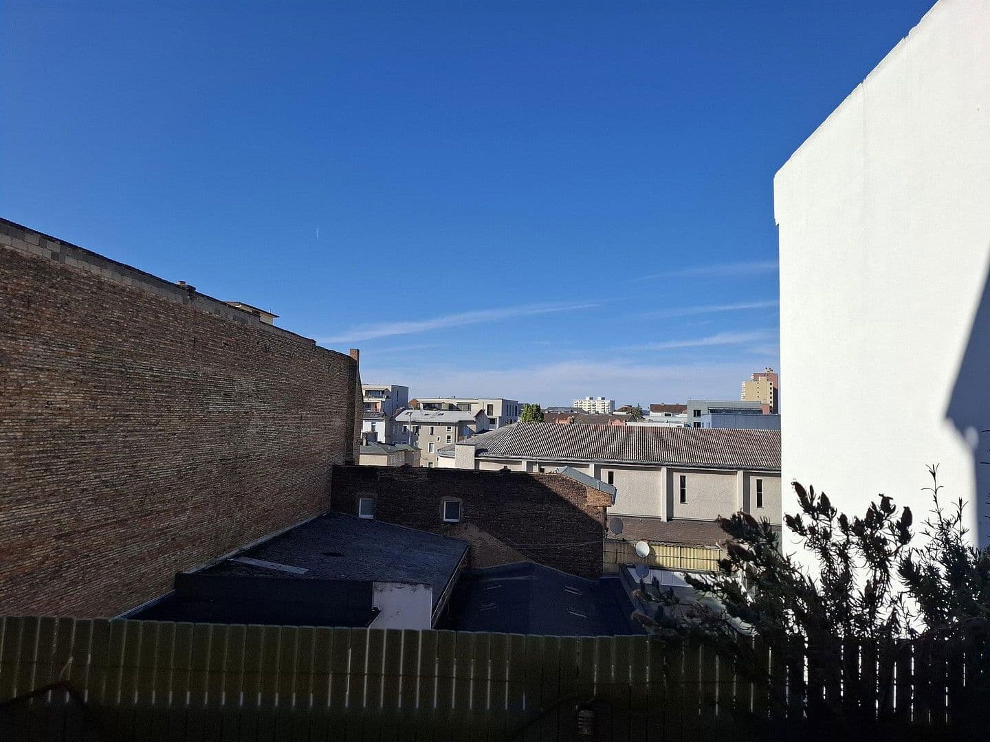 Prenájom bytu 2-izbový 61 m², Frankfurter Straße 57, Offenbach, Hesensko Prenájom bytu 2-izbový 61 m², Frankfurter Straße 57, Offenbach, Hesensko