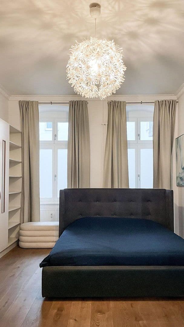 Prenájom bytu 3-izbový 81 m², Torstraße 225, Berlin, Berlín Prenájom bytu 3-izbový 81 m², Torstraße 225, Berlin, Berlín