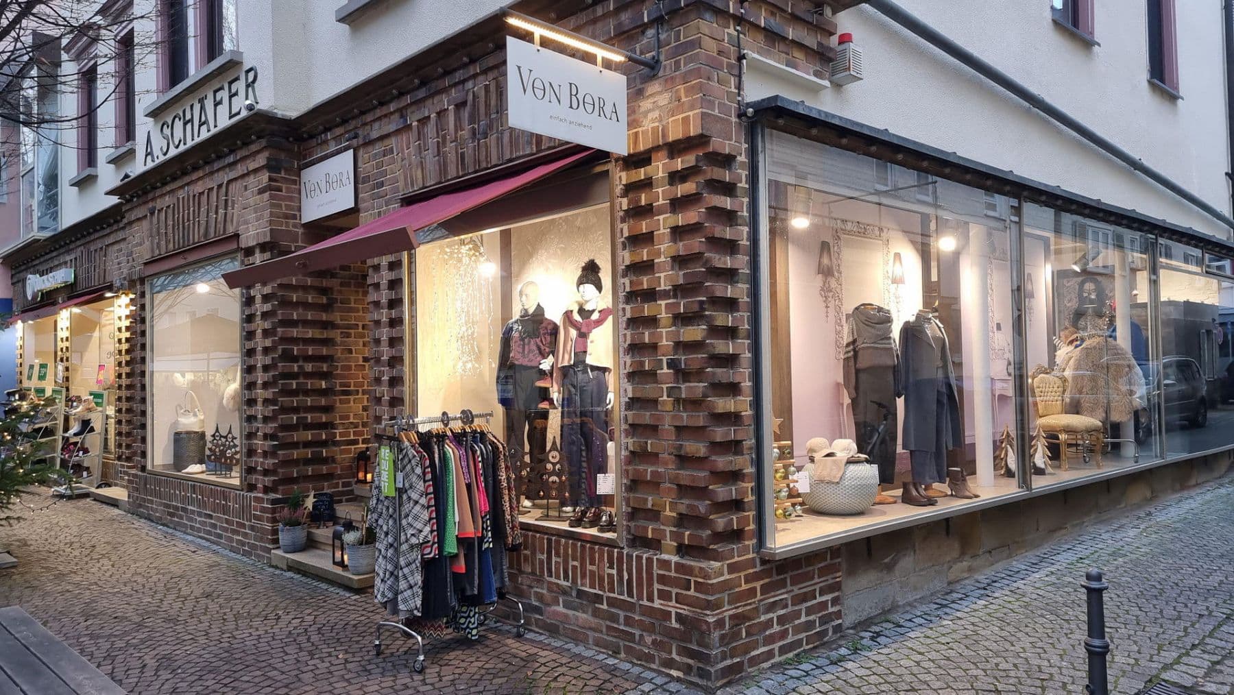 Prenájom nebytového priestoru 100 m², Bahnhofstr. 9, Rottenburg am Neckar, Bádensko-Wurttembersko Prenájom nebytového priestoru 100 m², Bahnhofstr. 9, Rottenburg am Neckar, Bádensko-Wurttembersko