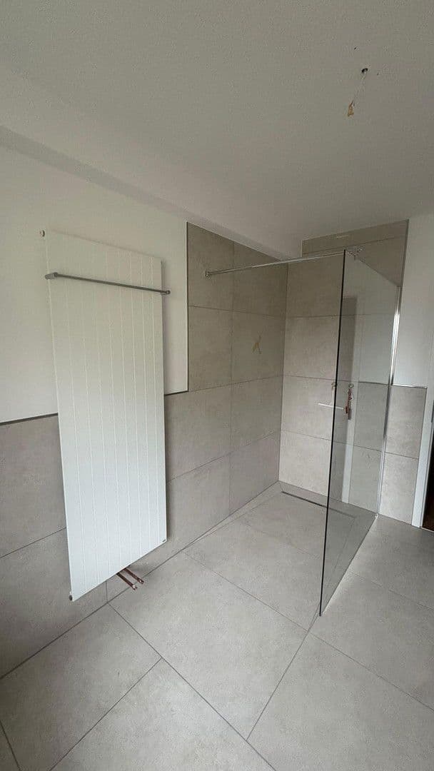 Prenájom bytu 3-izbový 87 m², Rheinböllen, Porýnie-Falcko Prenájom bytu 3-izbový 87 m², Rheinböllen, Porýnie-Falcko