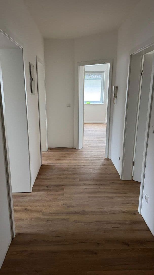 Prenájom bytu 3-izbový 87 m², Rheinböllen, Porýnie-Falcko Prenájom bytu 3-izbový 87 m², Rheinböllen, Porýnie-Falcko