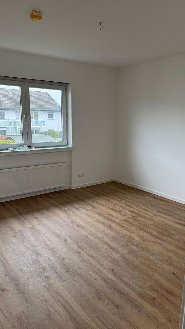 Prenájom bytu 3-izbový 87 m², Rheinböllen, Porýnie-Falcko Prenájom bytu 3-izbový 87 m², Rheinböllen, Porýnie-Falcko