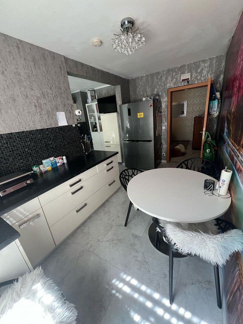 Predaj bytu 4-izbový 110 m², Toni-Sender Straße, Frankfurt am Main, Hesensko Predaj bytu 4-izbový 110 m², Toni-Sender Straße, Frankfurt am Main, Hesensko