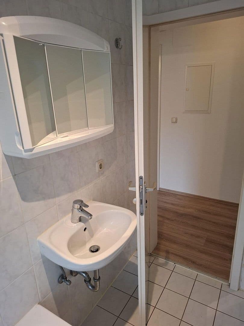 Prenájom bytu 2-izbový 50 m², Langquaid, Bavorsko Prenájom bytu 2-izbový 50 m², Langquaid, Bavorsko