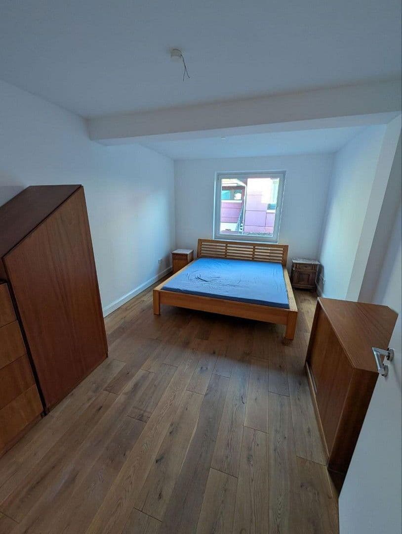 Prenájom bytu 3-izbový 120 m², Franz-Leonhard-Weg 3, Marburg, Hesensko Prenájom bytu 3-izbový 120 m², Franz-Leonhard-Weg 3, Marburg, Hesensko