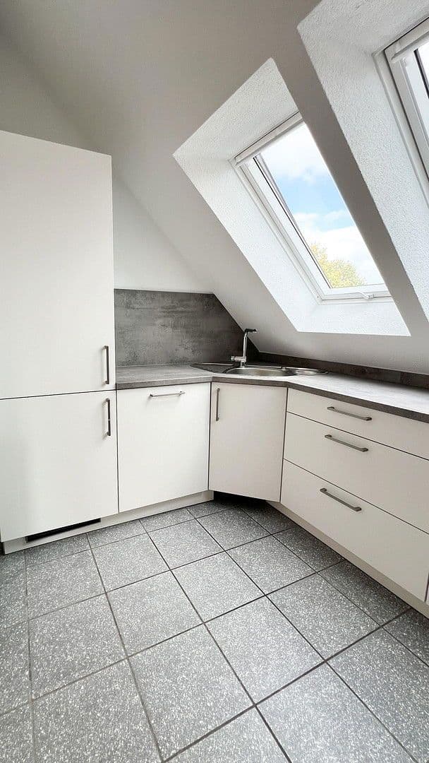 Predaj bytu 4-izbový 92 m², Pfälzerstraße 33, Neckarsulm, Bádensko-Wurttembersko Predaj bytu 4-izbový 92 m², Pfälzerstraße 33, Neckarsulm, Bádensko-Wurttembersko