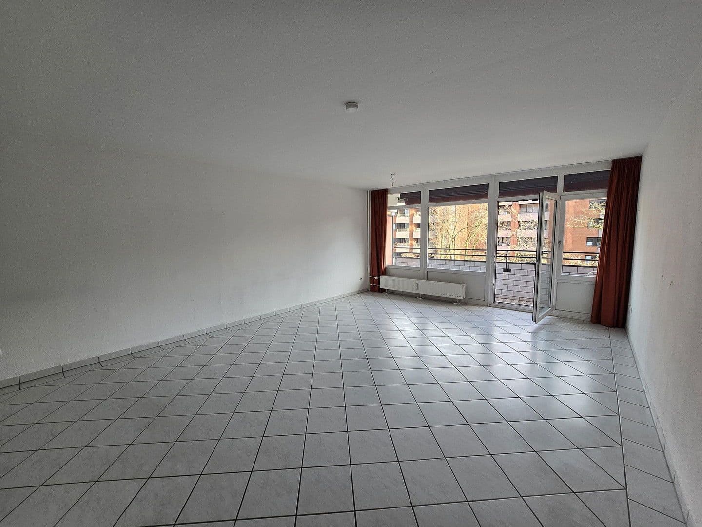 Prenájom bytu 1-izbový 47 m², Görlitzer Straße 7, Neuss, Severné Porýnie - Westfálsko Prenájom bytu 1-izbový 47 m², Görlitzer Straße 7, Neuss, Severné Porýnie - Westfálsko