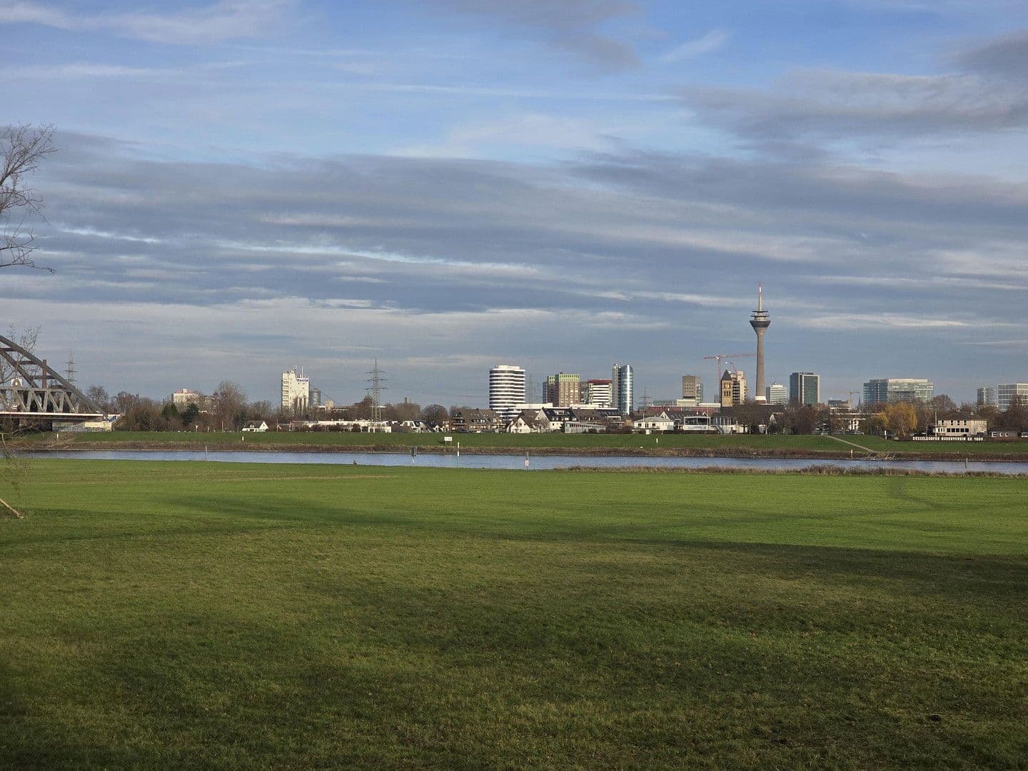 Prenájom bytu 1-izbový 47 m², Görlitzer Straße 7, Neuss, Severné Porýnie - Westfálsko Prenájom bytu 1-izbový 47 m², Görlitzer Straße 7, Neuss, Severné Porýnie - Westfálsko