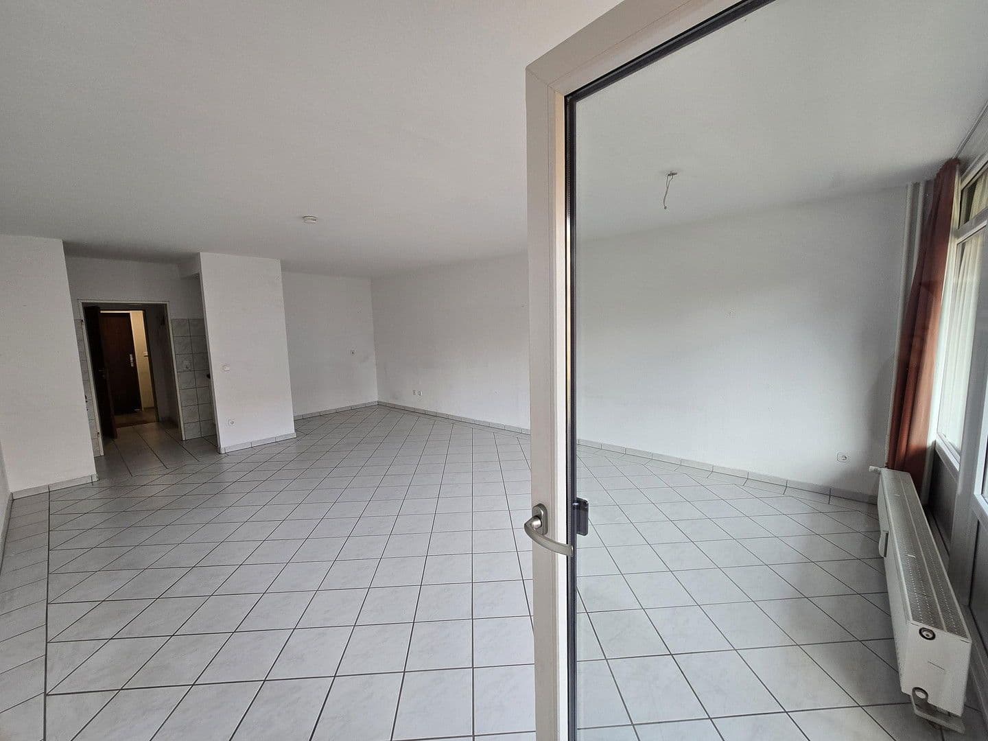 Prenájom bytu 1-izbový 47 m², Görlitzer Straße 7, Neuss, Severné Porýnie - Westfálsko Prenájom bytu 1-izbový 47 m², Görlitzer Straße 7, Neuss, Severné Porýnie - Westfálsko