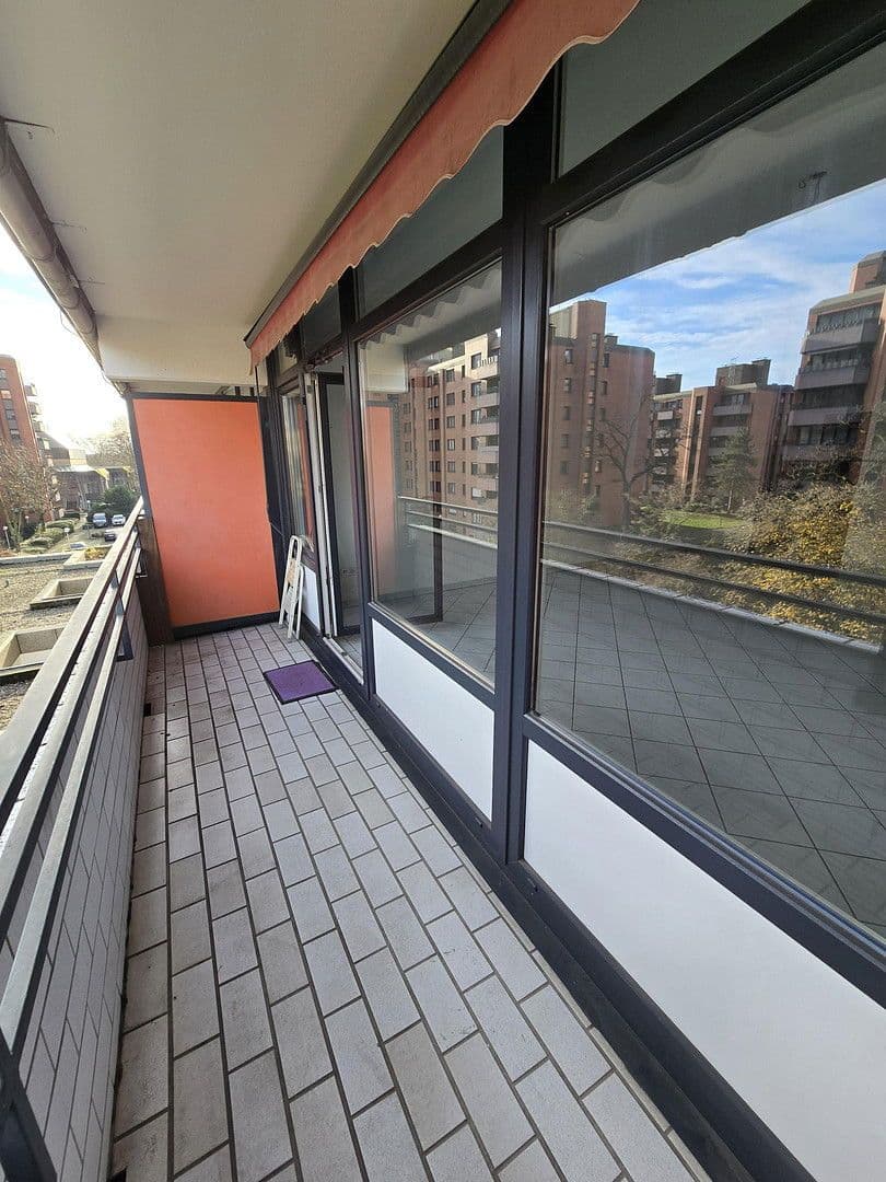 Prenájom bytu 1-izbový 47 m², Görlitzer Straße 7, Neuss, Severné Porýnie - Westfálsko Prenájom bytu 1-izbový 47 m², Görlitzer Straße 7, Neuss, Severné Porýnie - Westfálsko