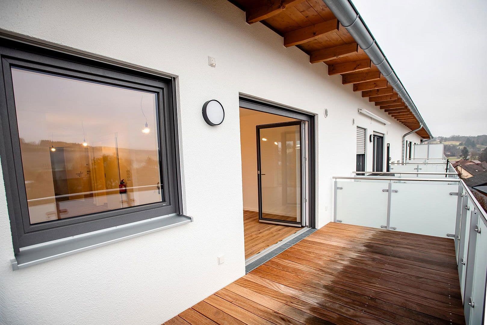 Prenájom bytu 2-izbový 80 m², Zur Büchsn 3, Walderbach, Bavorsko Prenájom bytu 2-izbový 80 m², Zur Büchsn 3, Walderbach, Bavorsko