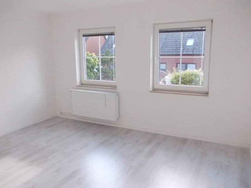 Predaj domu 108 m², pozemek 154 m², Burgdorf, Dolné Sasko Predaj domu 108 m², pozemek 154 m², Burgdorf, Dolné Sasko