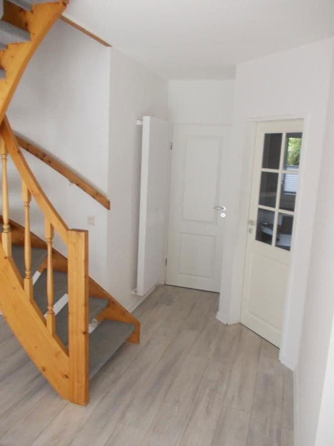 Predaj domu 108 m², pozemek 154 m², Burgdorf, Dolné Sasko Predaj domu 108 m², pozemek 154 m², Burgdorf, Dolné Sasko