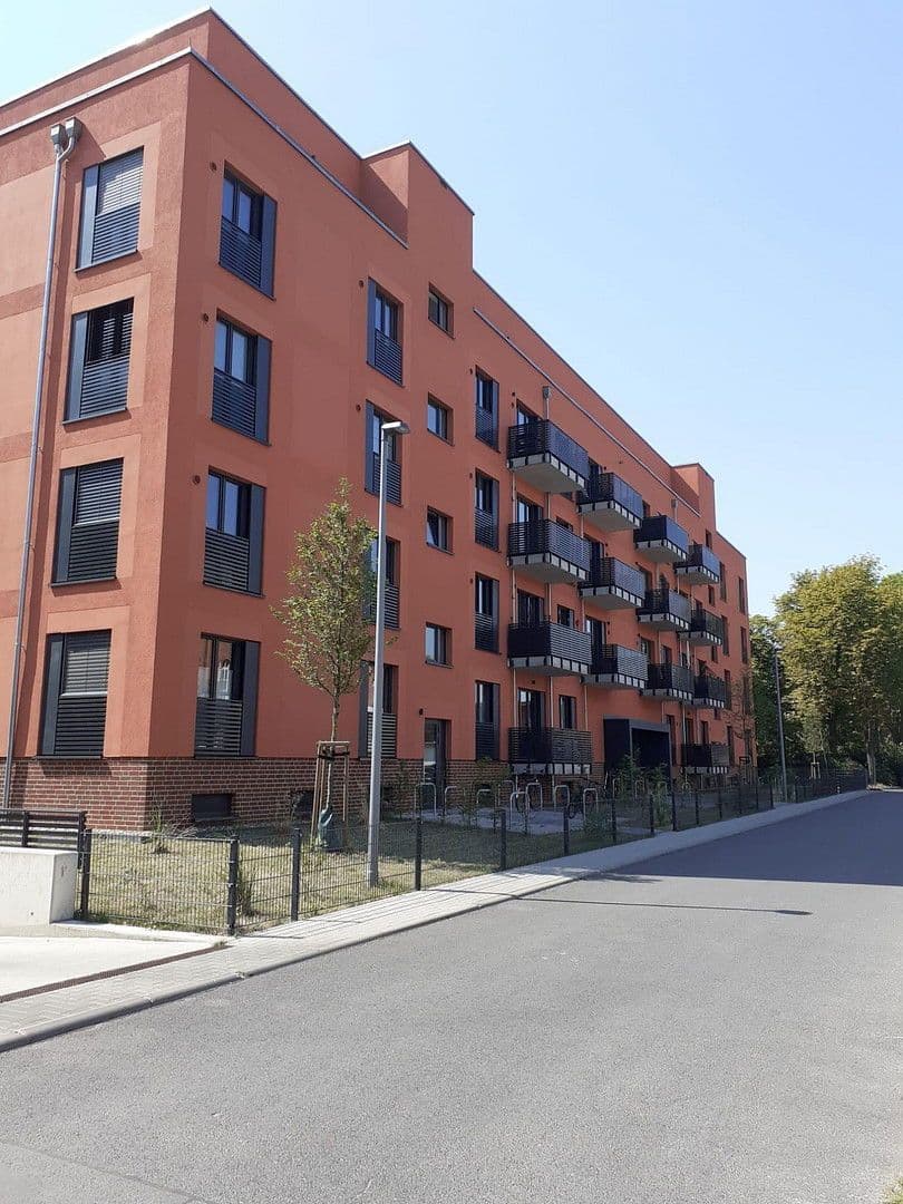 Prenájom bytu 2-izbový 47 m², Henriette-Lustig-Str. 6, Berlin, Berlín Prenájom bytu 2-izbový 47 m², Henriette-Lustig-Str. 6, Berlin, Berlín