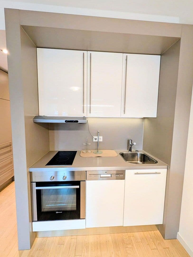 Prenájom bytu 1-izbový 71 m², Vogelweidestraße 5, München, Bavorsko Prenájom bytu 1-izbový 71 m², Vogelweidestraße 5, München, Bavorsko