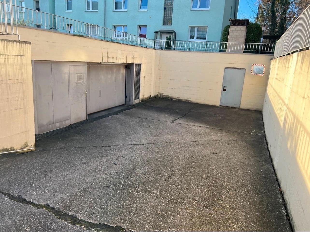 Prenájom garáže, Köln, Severné Porýnie - Westfálsko Prenájom garáže, Köln, Severné Porýnie - Westfálsko