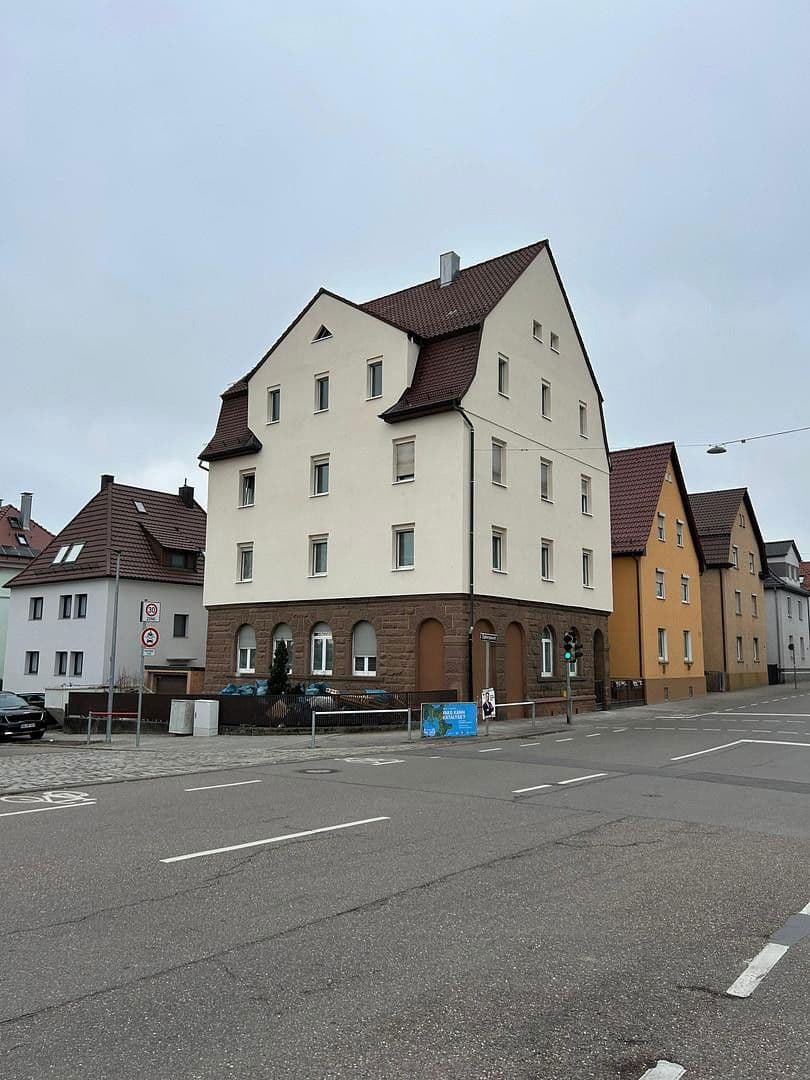 Prenájom bytu 3-izbový 70 m², Zabergäustr. 97, Stuttgart, Bádensko-Wurttembersko Prenájom bytu 3-izbový 70 m², Zabergäustr. 97, Stuttgart, Bádensko-Wurttembersko