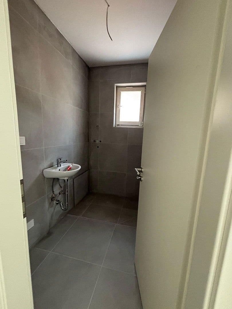 Prenájom bytu 3-izbový 70 m², Zabergäustr. 97, Stuttgart, Bádensko-Wurttembersko Prenájom bytu 3-izbový 70 m², Zabergäustr. 97, Stuttgart, Bádensko-Wurttembersko