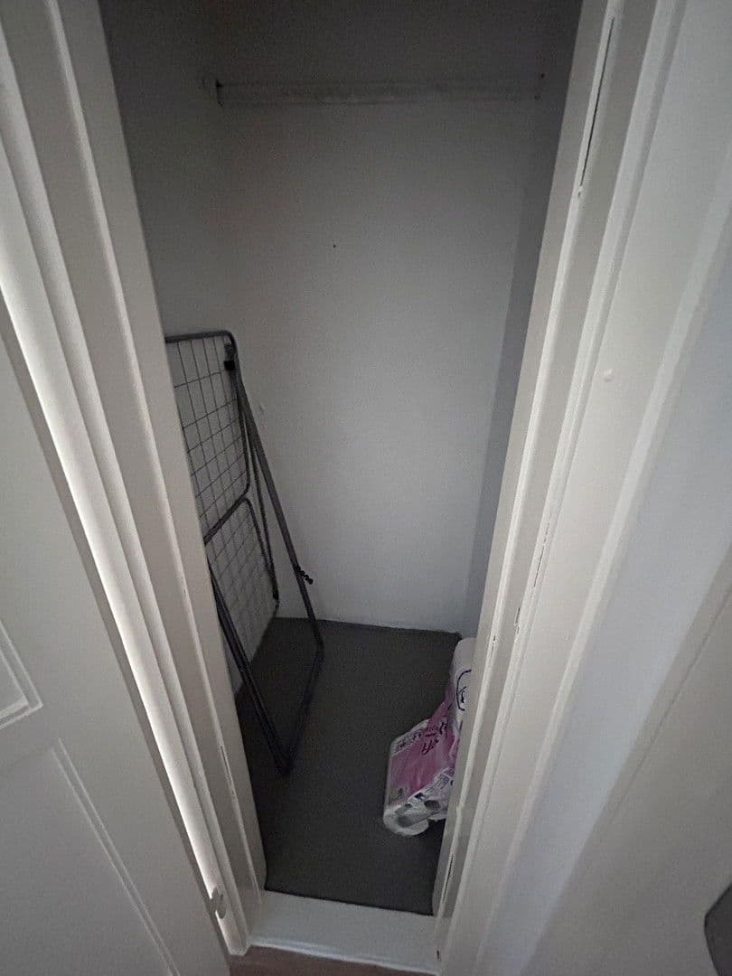 Prenájom bytu 1-izbový 58 m², Weserstraße 28, Berlin, Berlín Prenájom bytu 1-izbový 58 m², Weserstraße 28, Berlin, Berlín