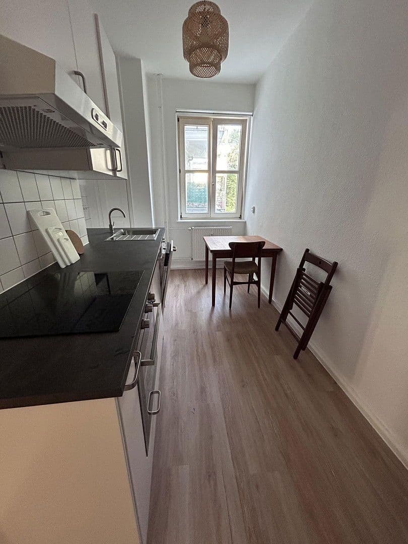 Prenájom bytu 1-izbový 58 m², Weserstraße 28, Berlin, Berlín Prenájom bytu 1-izbový 58 m², Weserstraße 28, Berlin, Berlín