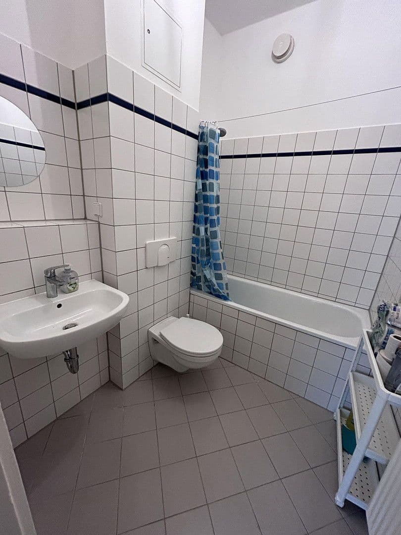 Prenájom bytu 1-izbový 58 m², Weserstraße 28, Berlin, Berlín Prenájom bytu 1-izbový 58 m², Weserstraße 28, Berlin, Berlín