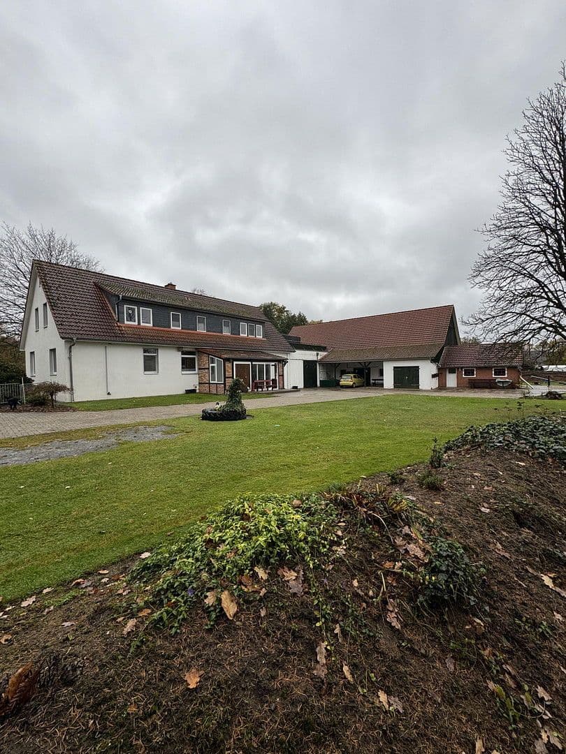 Predaj domu 232 m², pozemek 7.847 m², Buchholz (Aller), Dolné Sasko Predaj domu 232 m², pozemek 7.847 m², Buchholz (Aller), Dolné Sasko