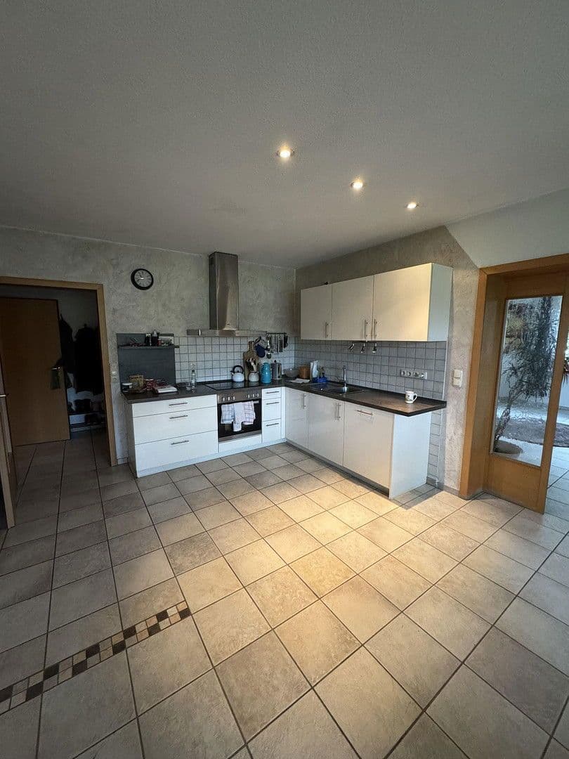 Predaj domu 232 m², pozemek 7.847 m², Buchholz (Aller), Dolné Sasko Predaj domu 232 m², pozemek 7.847 m², Buchholz (Aller), Dolné Sasko