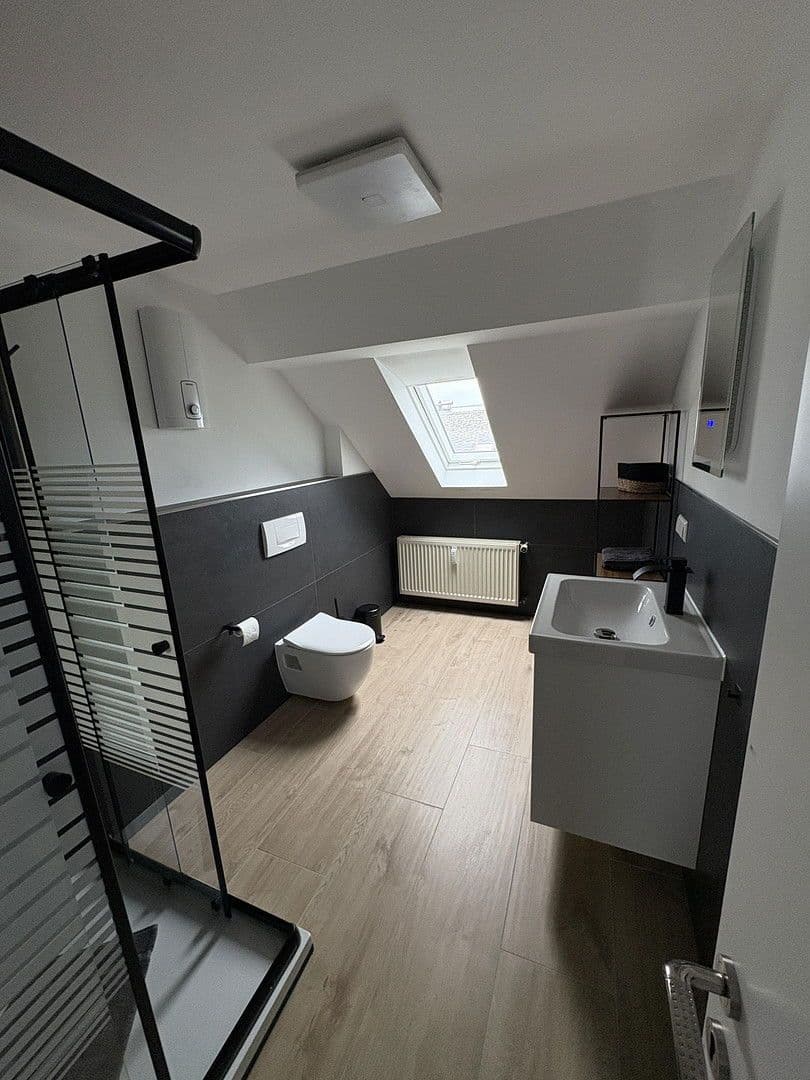 Predaj domu 320 m², pozemek 1.000 m², Mühlenweg 12, Oberwesel, Porýnie-Falcko Predaj domu 320 m², pozemek 1.000 m², Mühlenweg 12, Oberwesel, Porýnie-Falcko