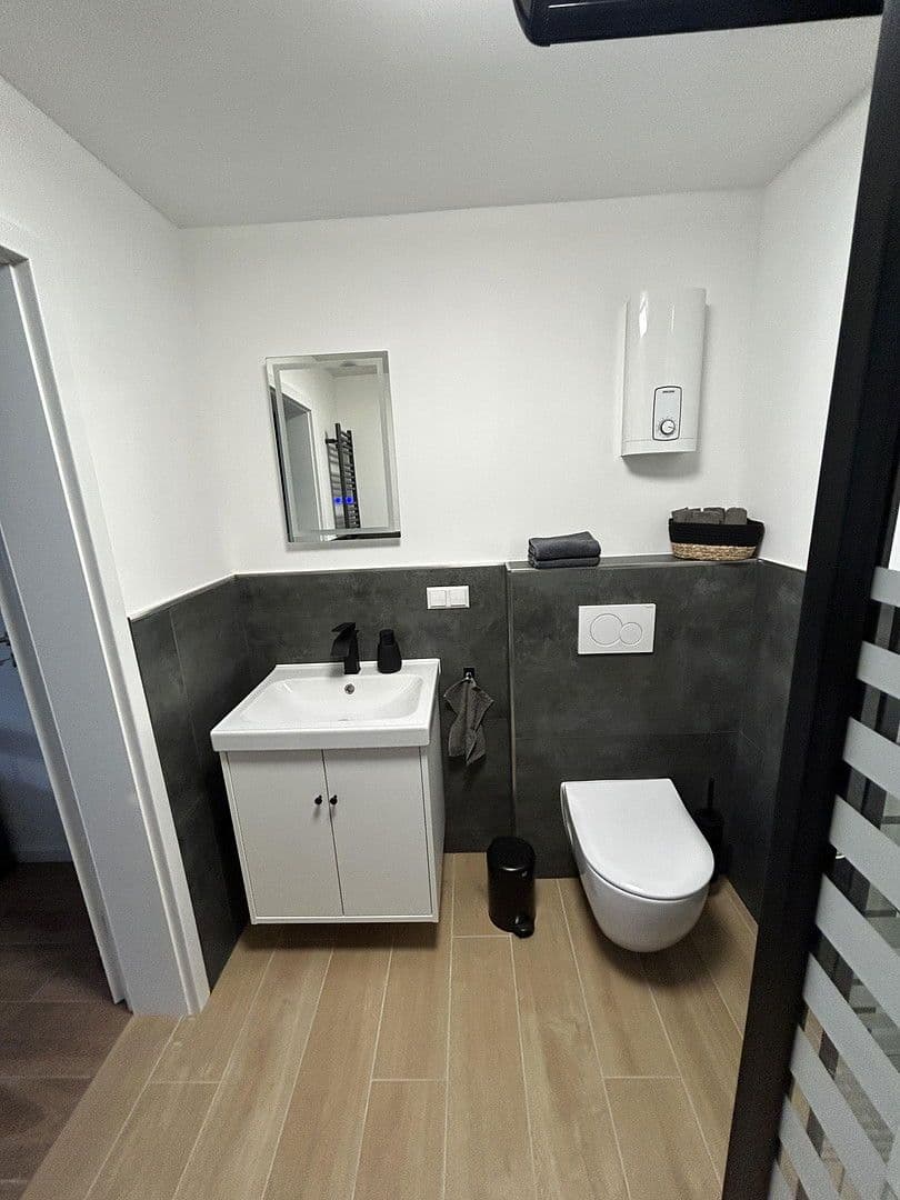 Predaj domu 320 m², pozemek 1.000 m², Mühlenweg 12, Oberwesel, Porýnie-Falcko Predaj domu 320 m², pozemek 1.000 m², Mühlenweg 12, Oberwesel, Porýnie-Falcko