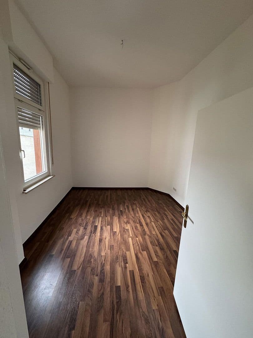 Prenájom bytu 3-izbový 76 m², Gaustr. 4, Worms, Porýnie-Falcko Prenájom bytu 3-izbový 76 m², Gaustr. 4, Worms, Porýnie-Falcko