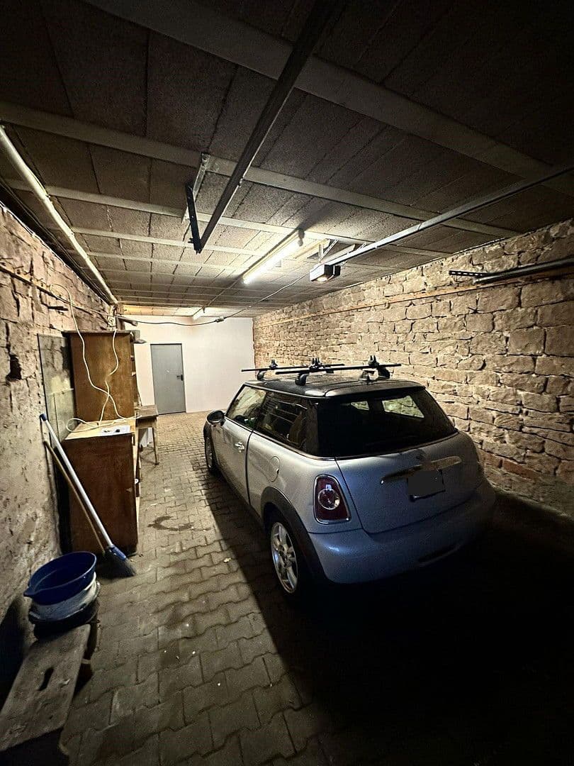 Prenájom bytu 6-izbový 197 m², Leininger Str. 25, Enkenbach-Alsenborn, Porýnie-Falcko Prenájom bytu 6-izbový 197 m², Leininger Str. 25, Enkenbach-Alsenborn, Porýnie-Falcko