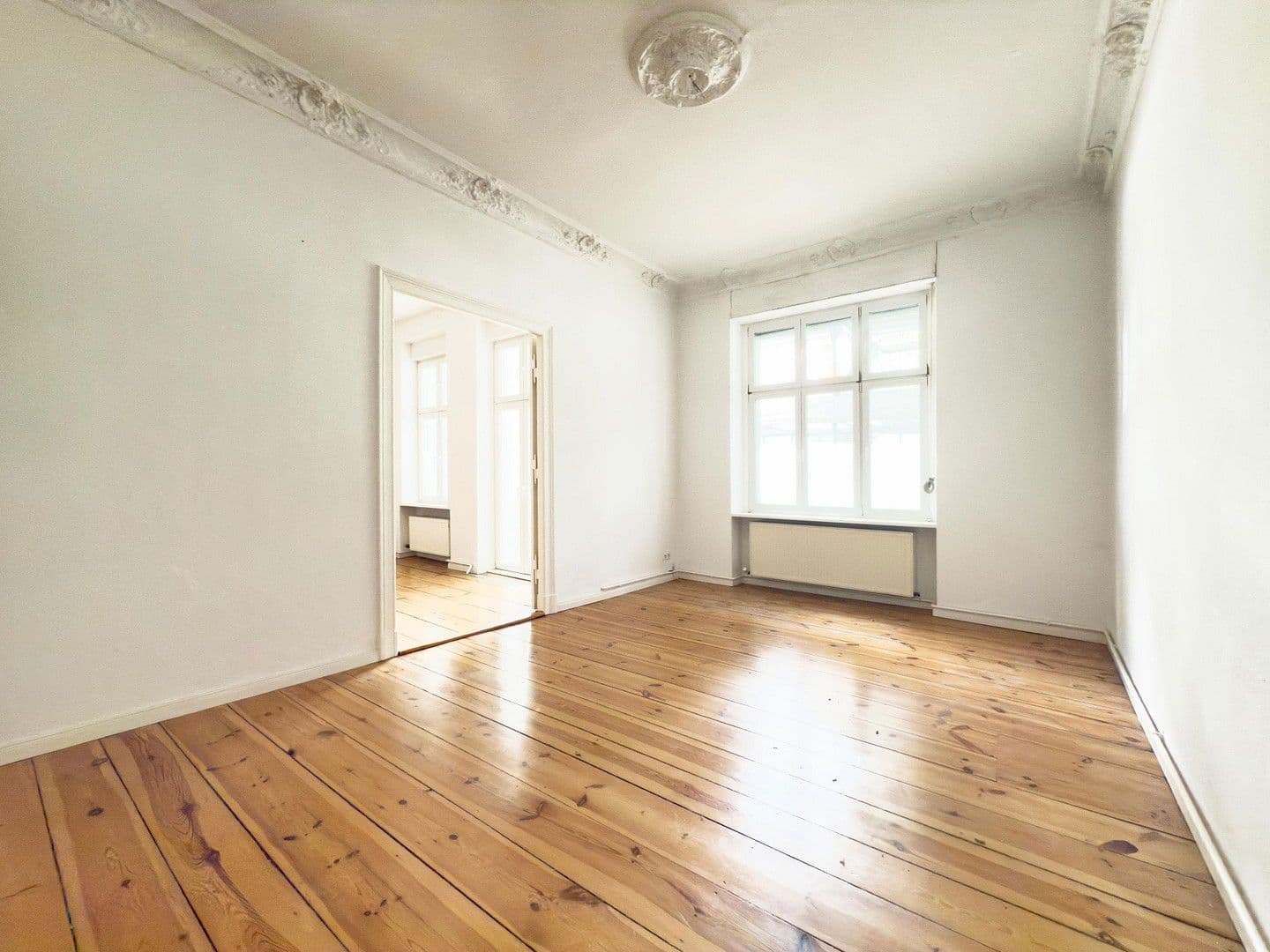 Predaj bytu 2-izbový 80 m², Güntzelstraße 32, Berlin, Berlín Predaj bytu 2-izbový 80 m², Güntzelstraße 32, Berlin, Berlín