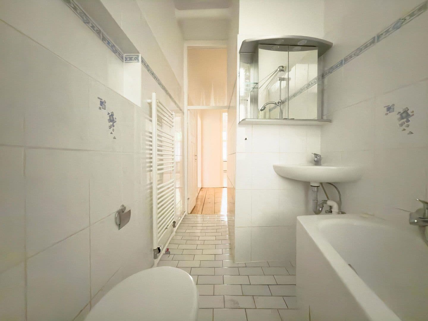 Predaj bytu 2-izbový 80 m², Güntzelstraße 32, Berlin, Berlín Predaj bytu 2-izbový 80 m², Güntzelstraße 32, Berlin, Berlín