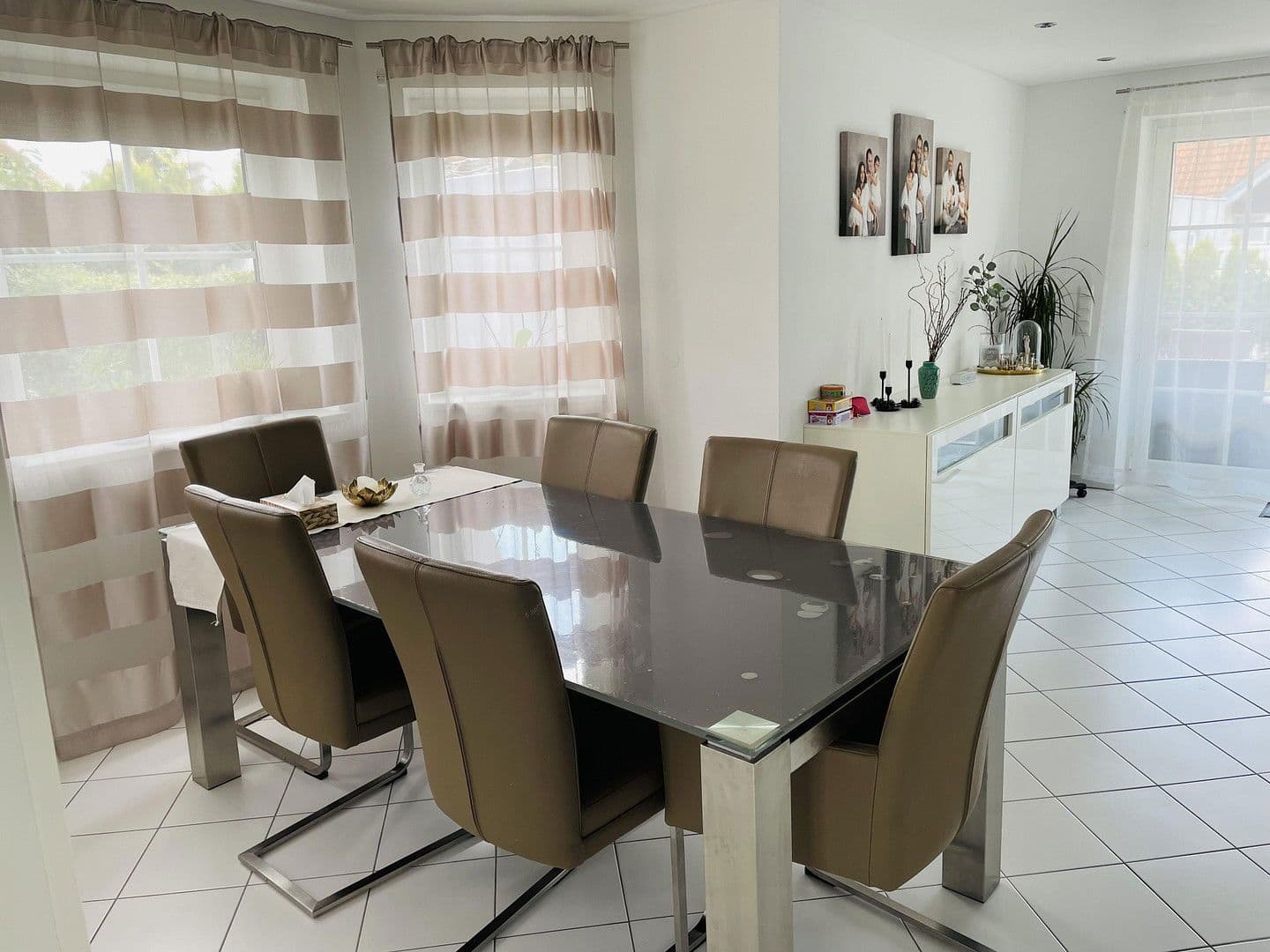 Predaj domu 143 m², pozemek 318 m², Seukendorf, Bavorsko Predaj domu 143 m², pozemek 318 m², Seukendorf, Bavorsko