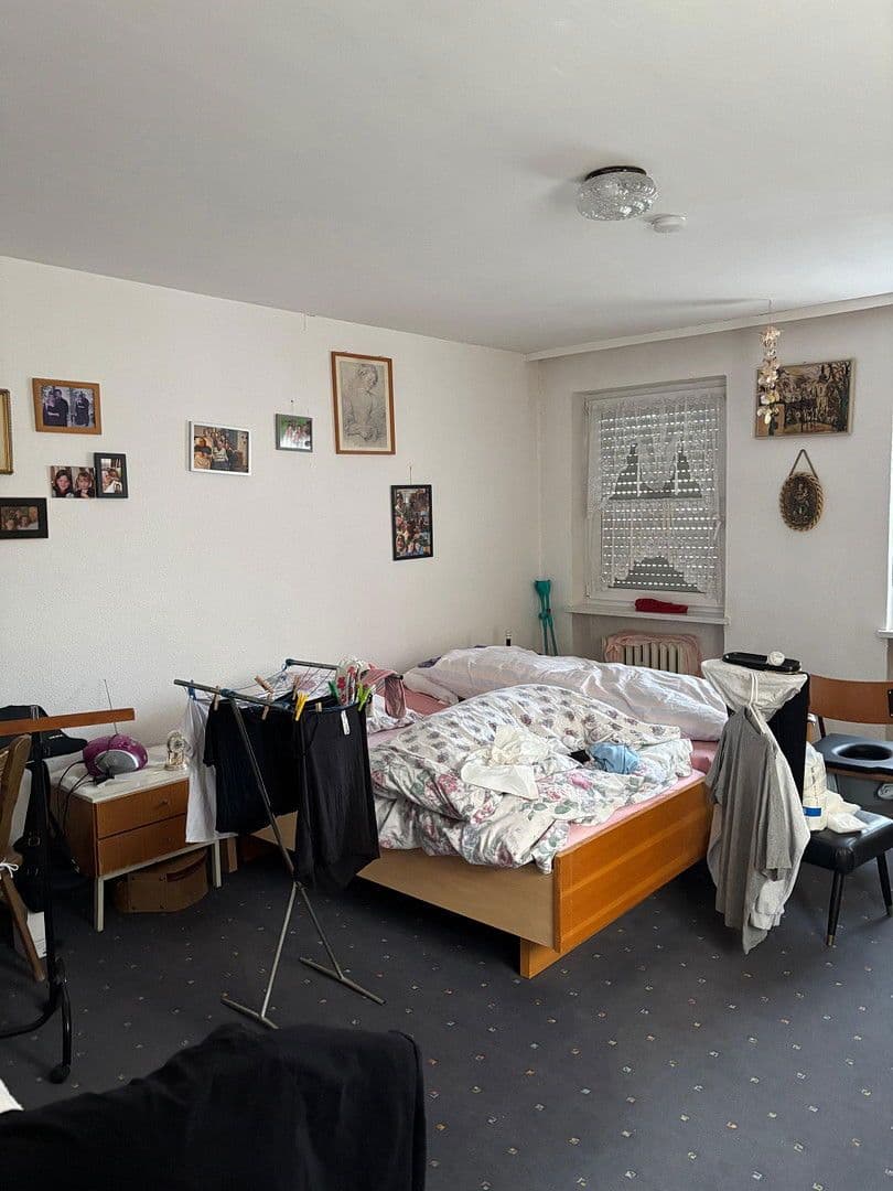 Predaj domu 482 m², pozemek 780 m², Uhlandstraße 8, Sulzbach-Rosenberg, Bavorsko Predaj domu 482 m², pozemek 780 m², Uhlandstraße 8, Sulzbach-Rosenberg, Bavorsko