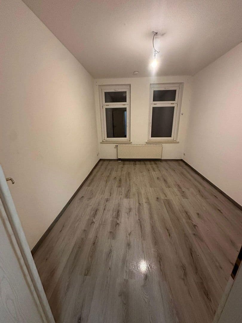 Prenájom bytu 2-izbový 55 m², Weberstraße 4, Zwenkau, Sasko Prenájom bytu 2-izbový 55 m², Weberstraße 4, Zwenkau, Sasko