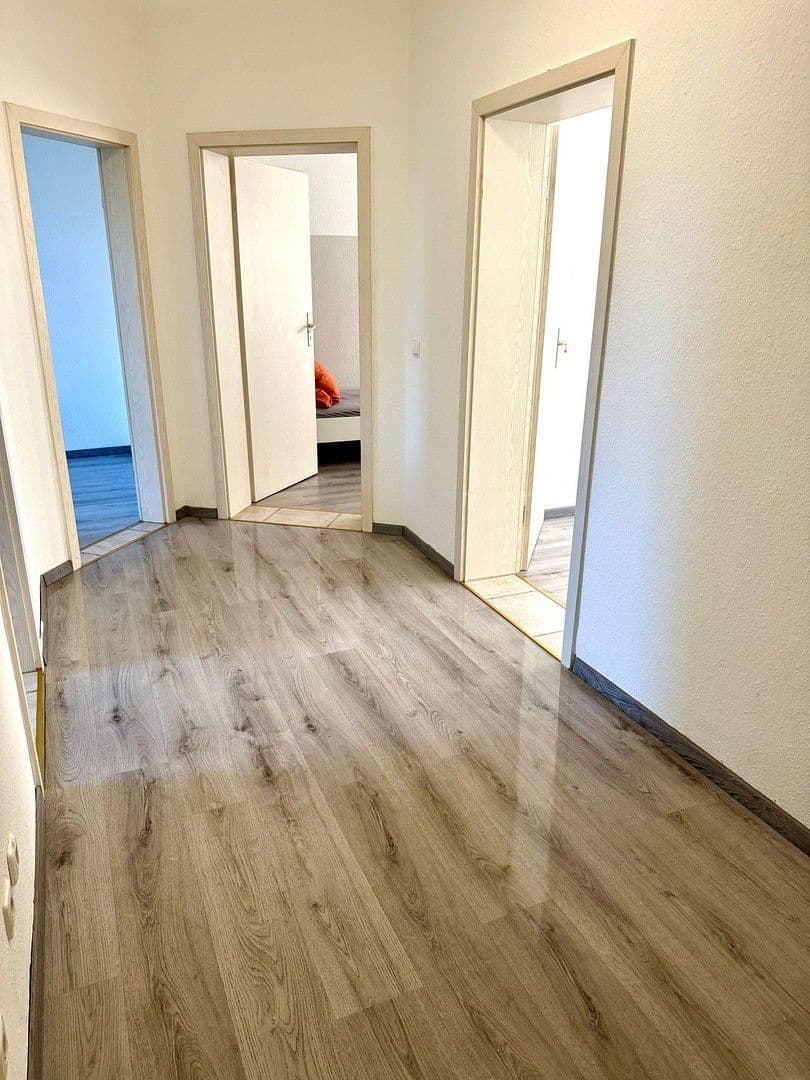 Prenájom bytu 2-izbový 55 m², Weberstraße 4, Zwenkau, Sasko Prenájom bytu 2-izbový 55 m², Weberstraße 4, Zwenkau, Sasko