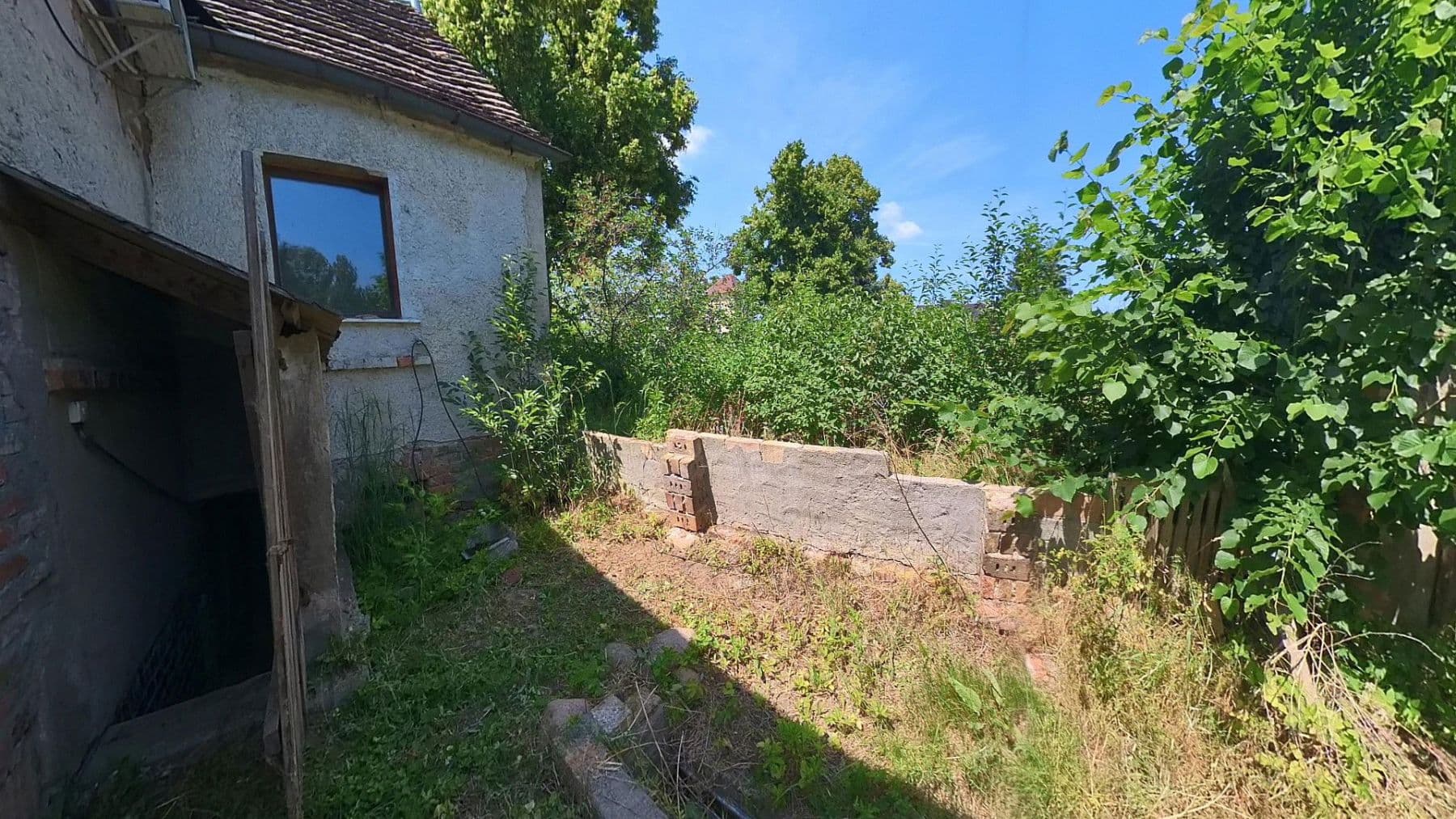 Predaj domu 93 m², pozemek 1.012 m², Briesniger Hauptstr. 28, Forst (Lausitz) - Baršć, Brandenbursko Predaj domu 93 m², pozemek 1.012 m², Briesniger Hauptstr. 28, Forst (Lausitz) - Baršć, Brandenbursko