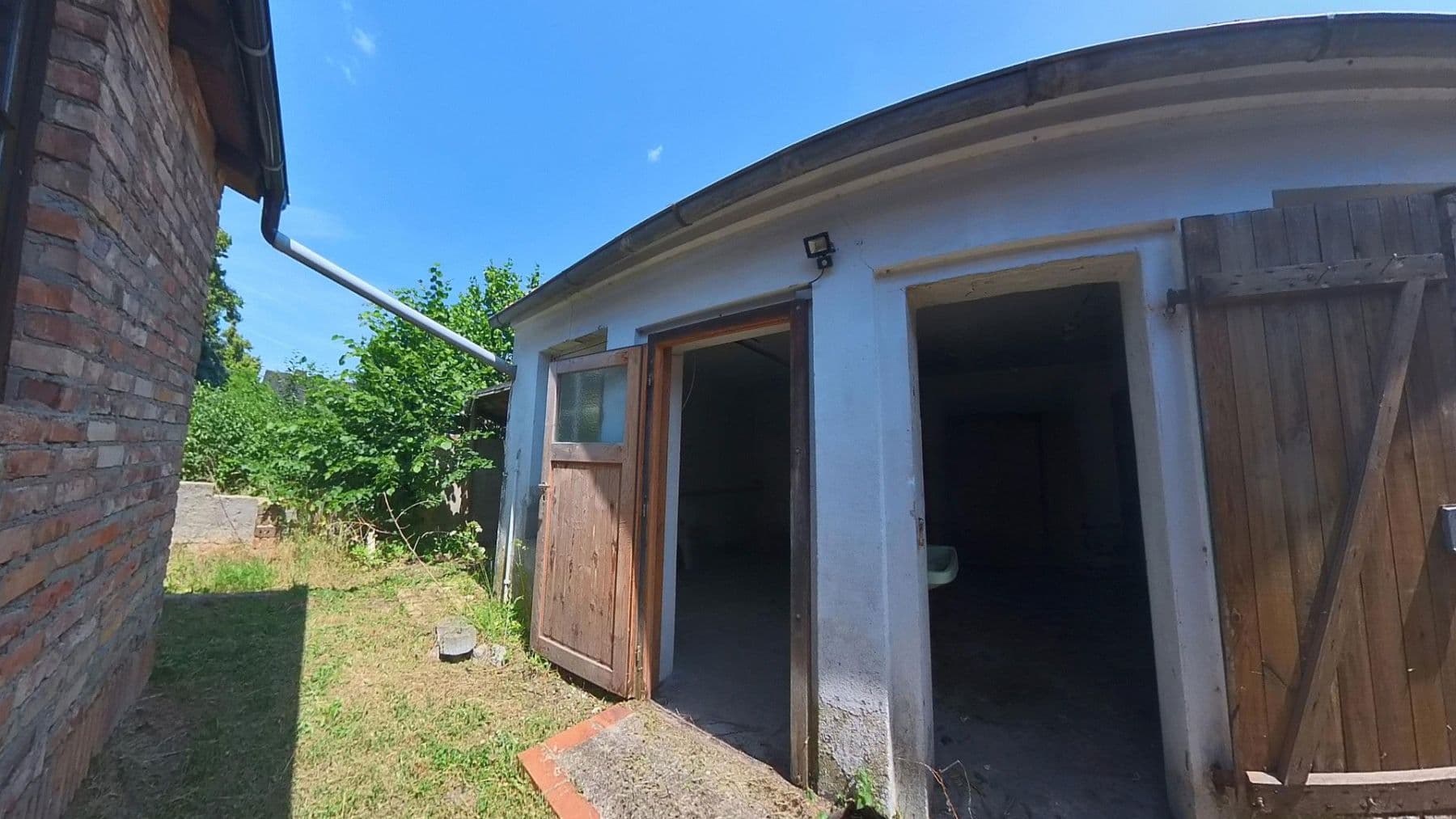 Predaj domu 93 m², pozemek 1.012 m², Briesniger Hauptstr. 28, Forst (Lausitz) - Baršć, Brandenbursko Predaj domu 93 m², pozemek 1.012 m², Briesniger Hauptstr. 28, Forst (Lausitz) - Baršć, Brandenbursko